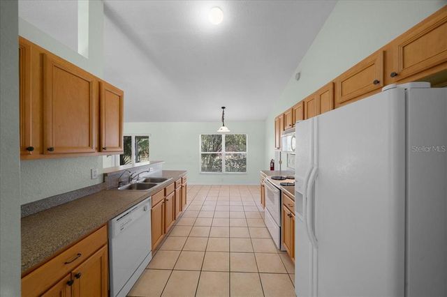 9425 SE HIGHWAY 42, Summerfield, FL 34491