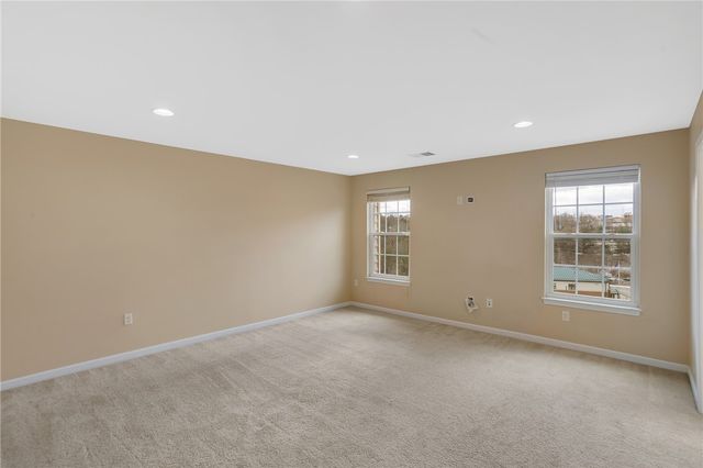 505 Fairgate Dr, Pine Twp, PA 15090