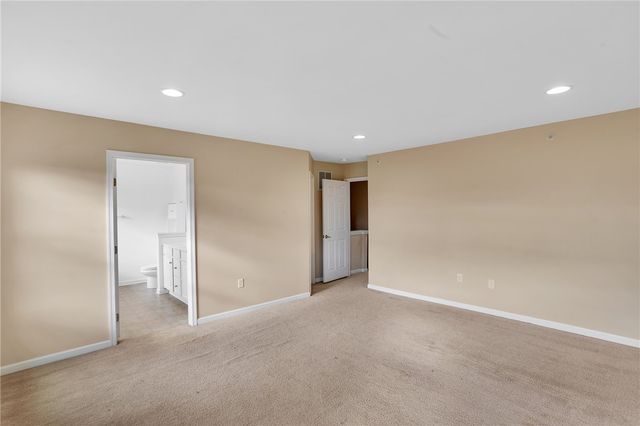 505 Fairgate Dr, Pine Twp, PA 15090