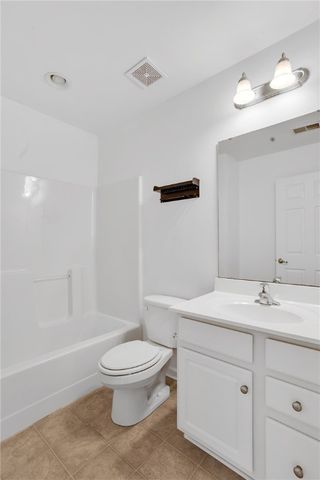 505 Fairgate Dr, Pine Twp, PA 15090