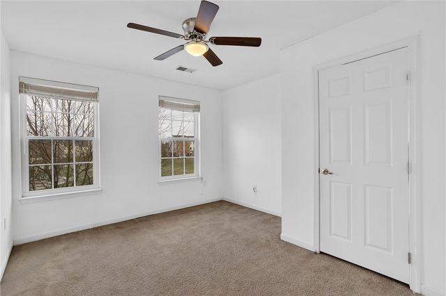 505 Fairgate Dr, Pine Twp, PA 15090