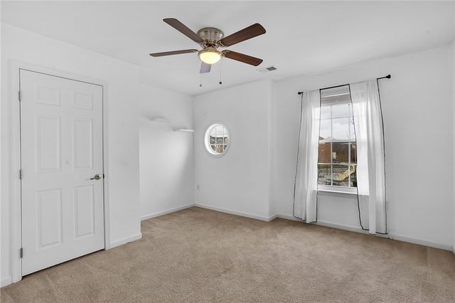 505 Fairgate Dr, Pine Twp, PA 15090