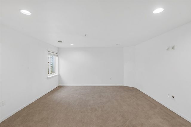 505 Fairgate Dr, Pine Twp, PA 15090