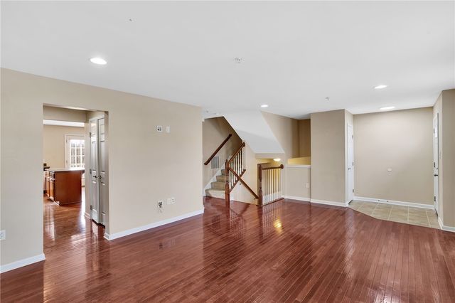 505 Fairgate Dr, Pine Twp, PA 15090