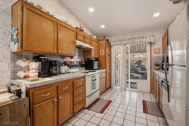 1703 Discus Drive, Las Vegas, NV 89108