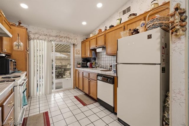 1703 Discus Drive, Las Vegas, NV 89108
