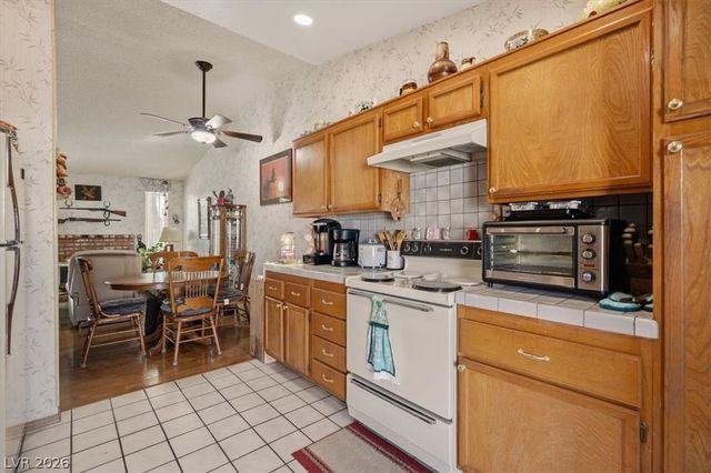 1703 Discus Drive, Las Vegas, NV 89108