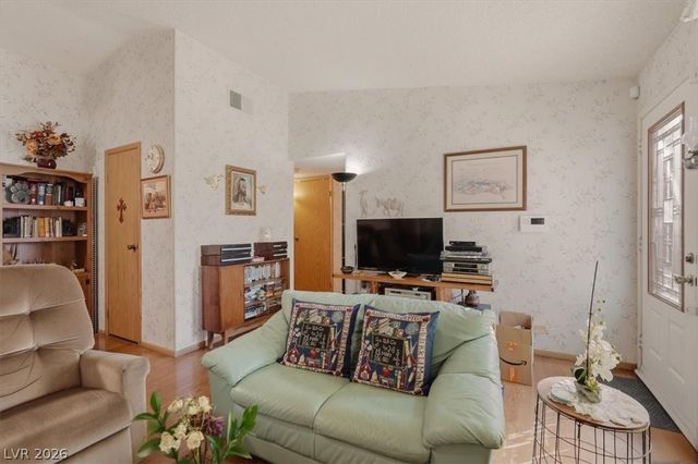 1703 Discus Drive, Las Vegas, NV 89108