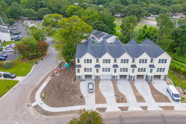 1608 Lauda Drive, Mount Pleasant, SC 29464