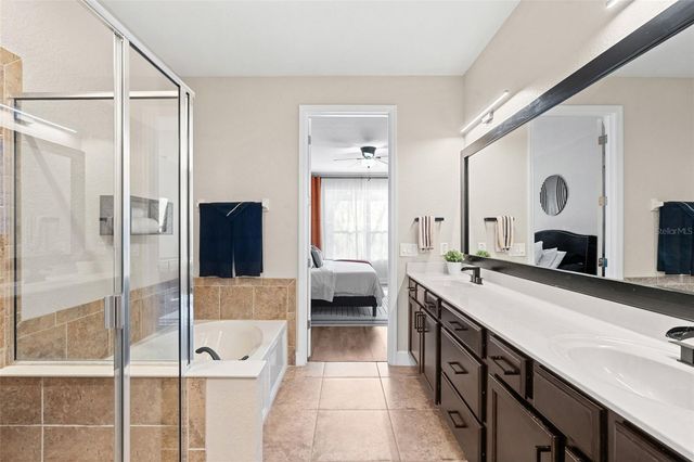 8864 DELLA SCALA CIRCLE, Orlando, FL 32836