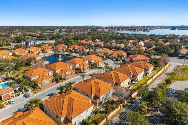 8864 DELLA SCALA CIRCLE, Orlando, FL 32836