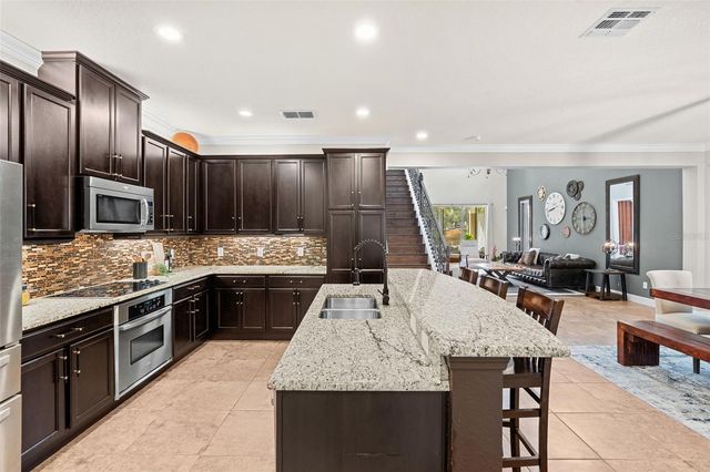 8864 DELLA SCALA CIRCLE, Orlando, FL 32836