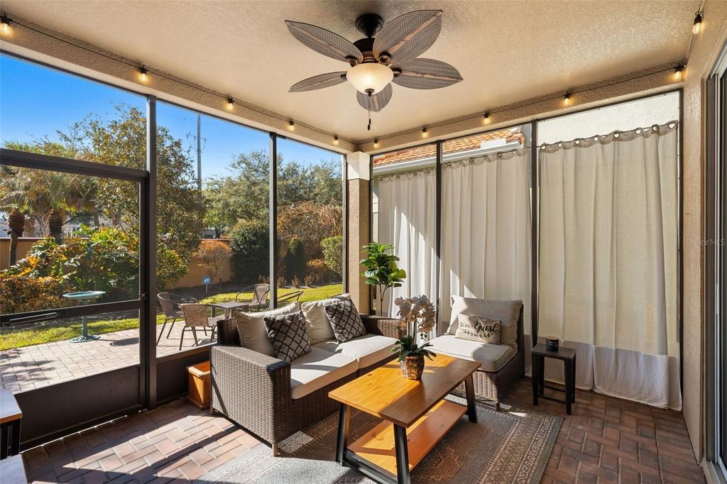 Image 42 of property listing at 8864 DELLA SCALA CIRCLE, Orlando, FL 32836