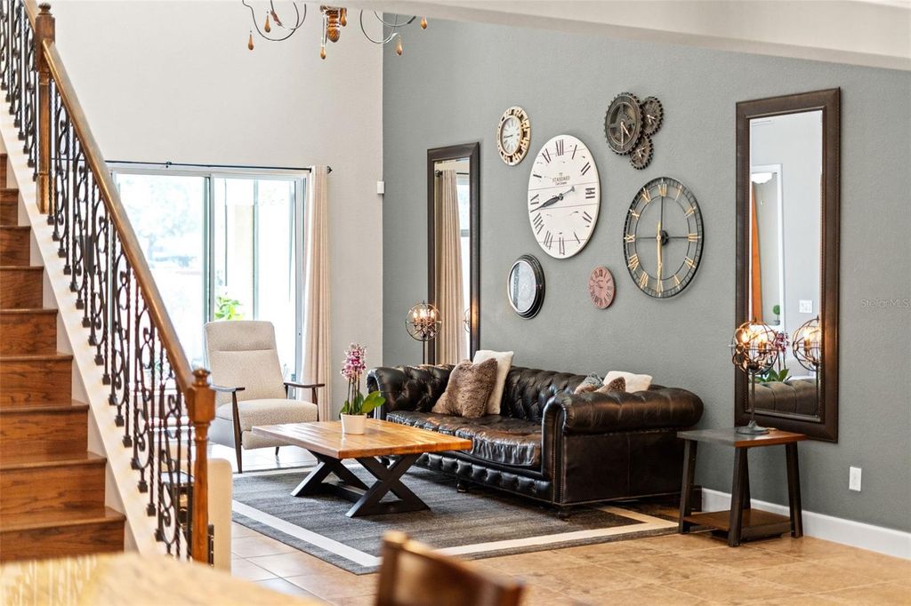 Image 9 of property listing at 8864 DELLA SCALA CIRCLE, Orlando, FL 32836