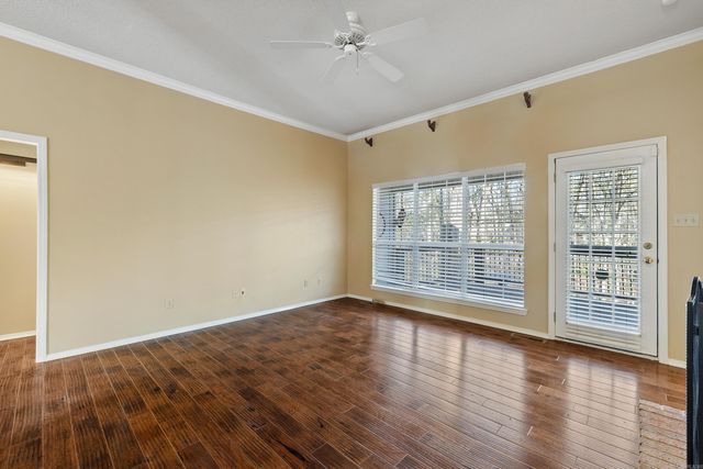 1215 River Oaks Drive, Benton, AR 72019