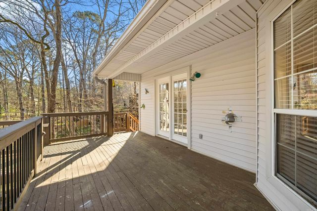 1215 River Oaks Drive, Benton, AR 72019