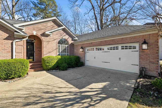 1215 River Oaks Drive, Benton, AR 72019