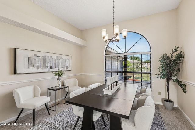 8869 COUNTRY BEND Circle, Jacksonville, FL 32244