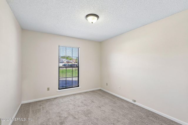 8869 COUNTRY BEND Circle, Jacksonville, FL 32244