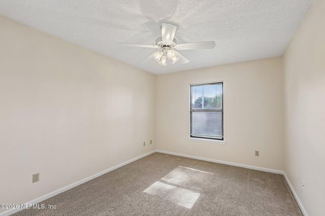 8869 COUNTRY BEND Circle, Jacksonville, FL 32244