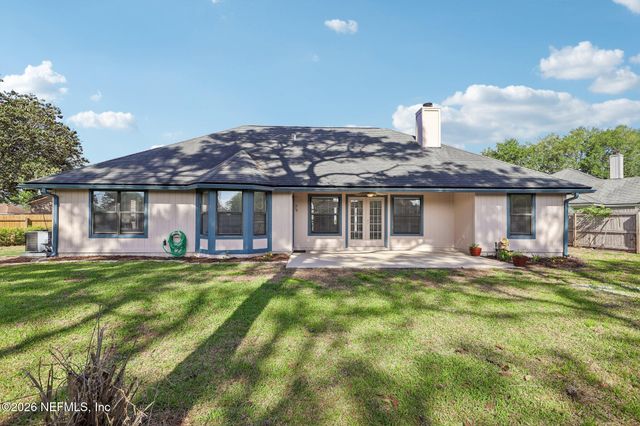 8869 COUNTRY BEND Circle, Jacksonville, FL 32244