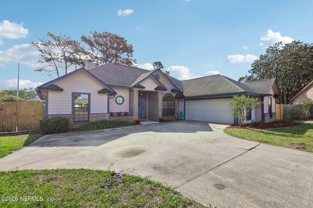 8869 COUNTRY BEND Circle, Jacksonville, FL 32244