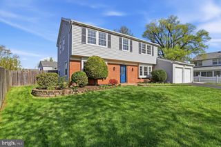 4102 PORT RAE LN, Fairfax, VA 22033