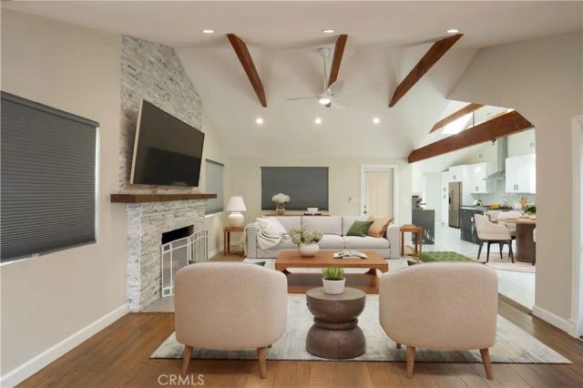 7447 Enfield, Reseda, CA 91335