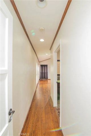 7447 Enfield, Reseda, CA 91335