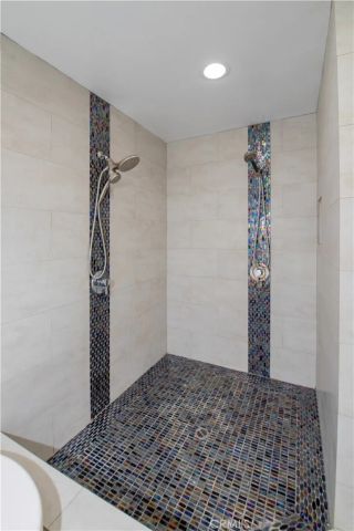 7447 Enfield, Reseda, CA 91335