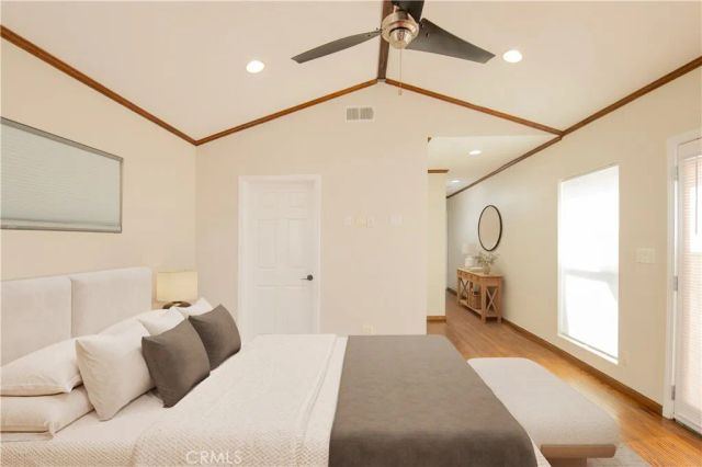 7447 Enfield, Reseda, CA 91335