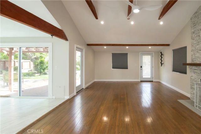 7447 Enfield, Reseda, CA 91335