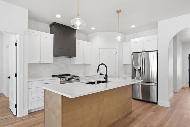 4801 E Fairview Ave, Spokane, WA 99217