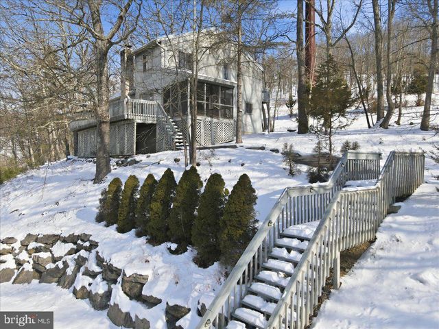 194 STAFFORD, Bushkill, PA 18324