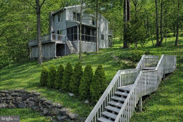 194 STAFFORD, Bushkill, PA 18324