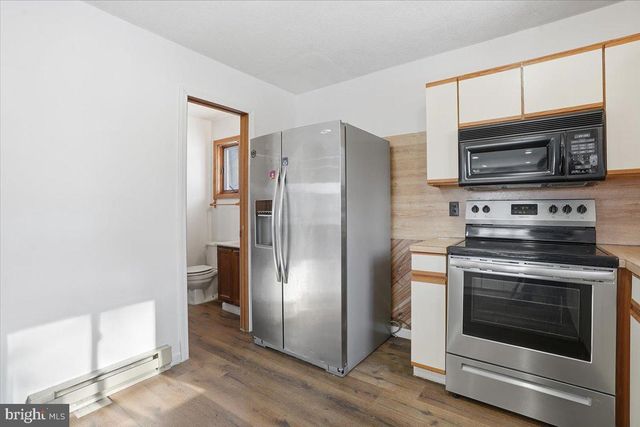 194 STAFFORD, Bushkill, PA 18324