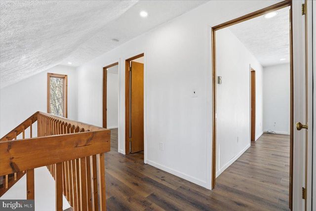 194 STAFFORD, Bushkill, PA 18324