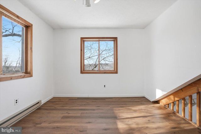 194 STAFFORD, Bushkill, PA 18324