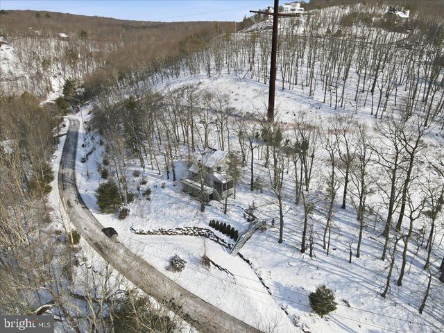 194 STAFFORD, Bushkill, PA 18324