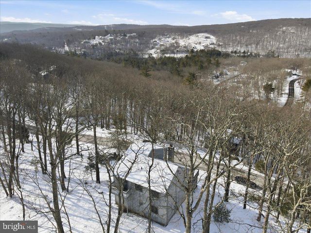 194 STAFFORD, Bushkill, PA 18324