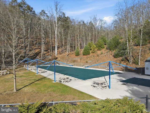 194 STAFFORD, Bushkill, PA 18324