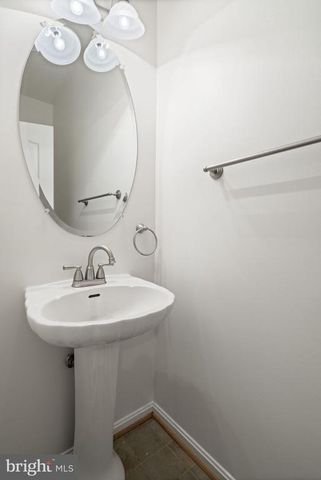 10746 GREENBRIAR LN, Spotsylvania, VA 22553