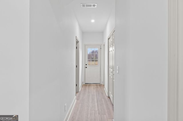 1604 Broad Street NE, Conyers, GA 30012