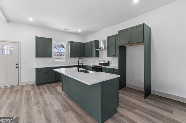 1604 Broad Street NE, Conyers, GA 30012