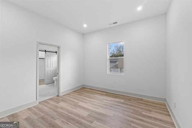 1604 Broad Street NE, Conyers, GA 30012