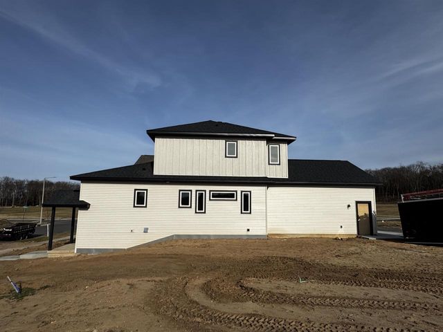 448 Gunderson Drive, Portage, WI 53901