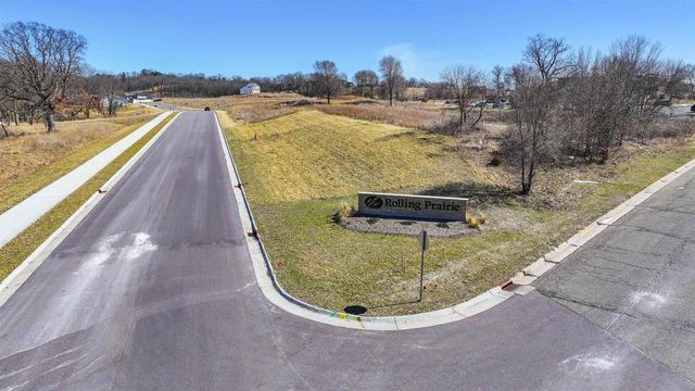 448 Gunderson Drive, Portage, WI 53901