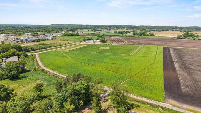 448 Gunderson Drive, Portage, WI 53901