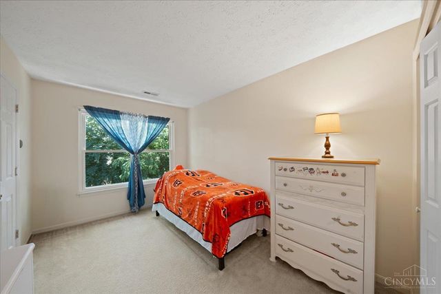 635 Keystone Drive, Union Twp, OH 45244