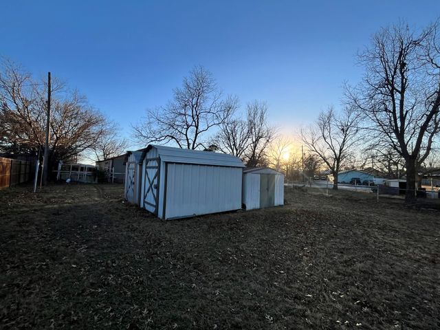 600 E Mesquite Street, Nocona, TX 76255